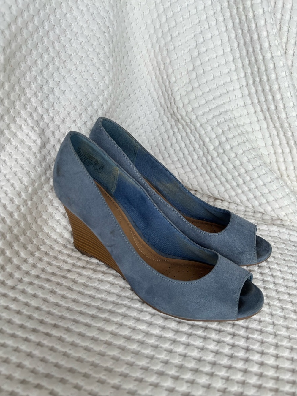 Dexflex Comfort Blue Suede Peep-Toe Wedge Pumps